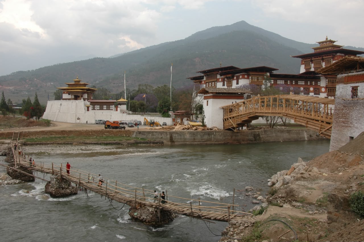 Dzongs & Temples