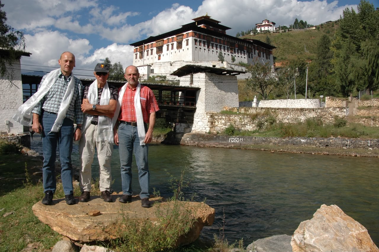 Dzongs & Temples