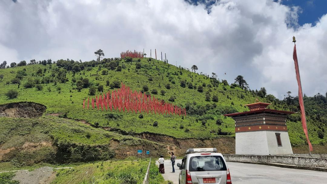 Dzongs & Temples